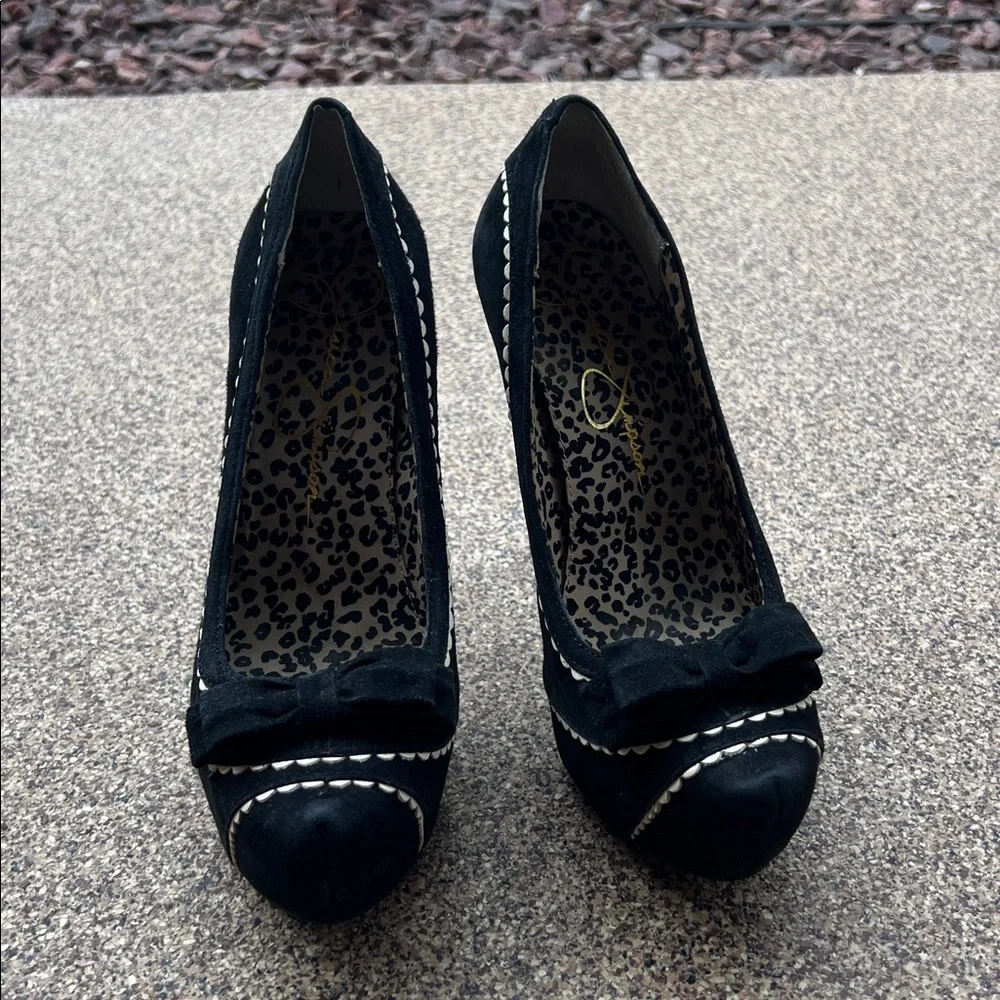 JESSICA SIMPSON Black High Heels with Bow Accent - Picture 3 of 13